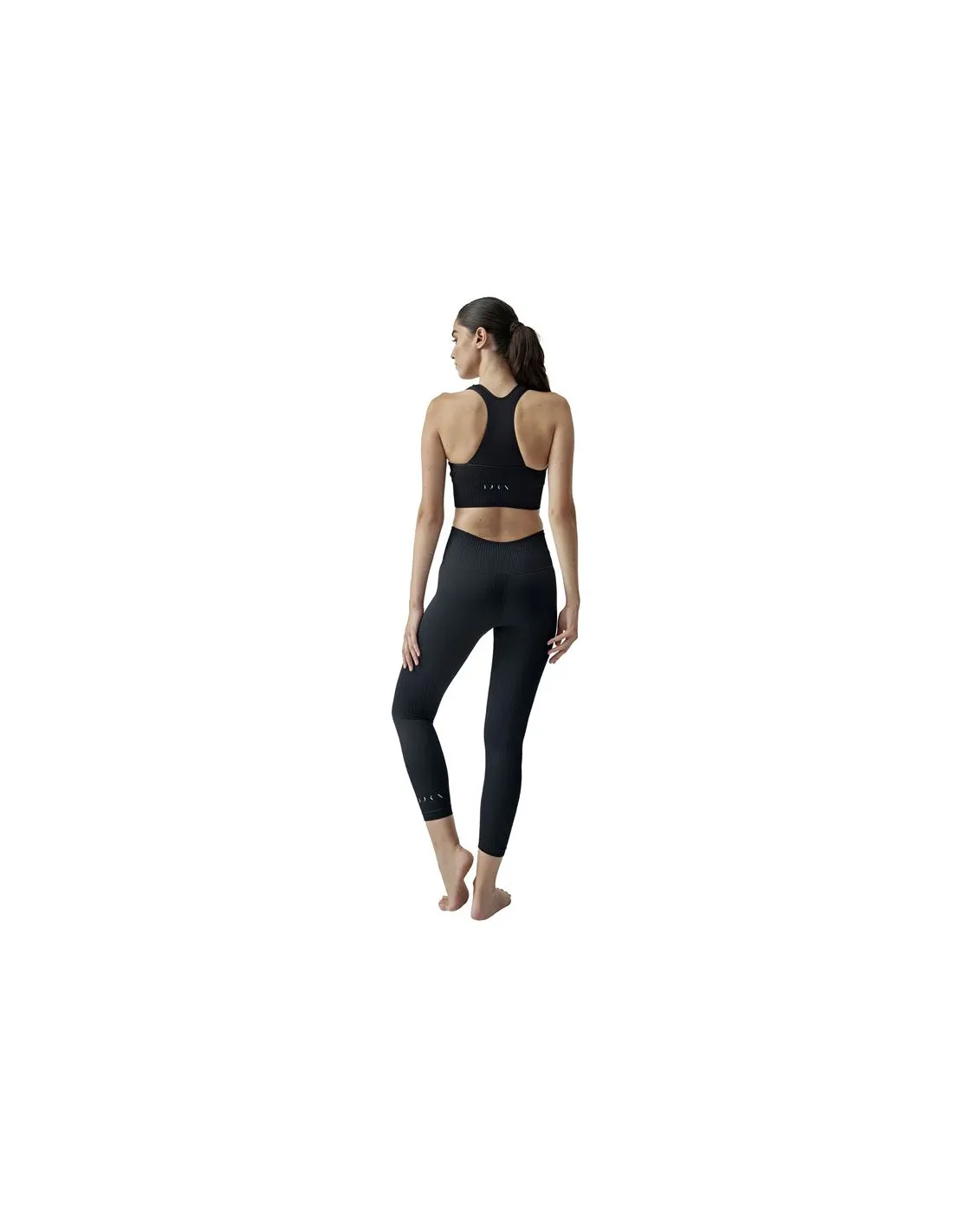 Top deportivo Born Living Yoga Samay Full Black