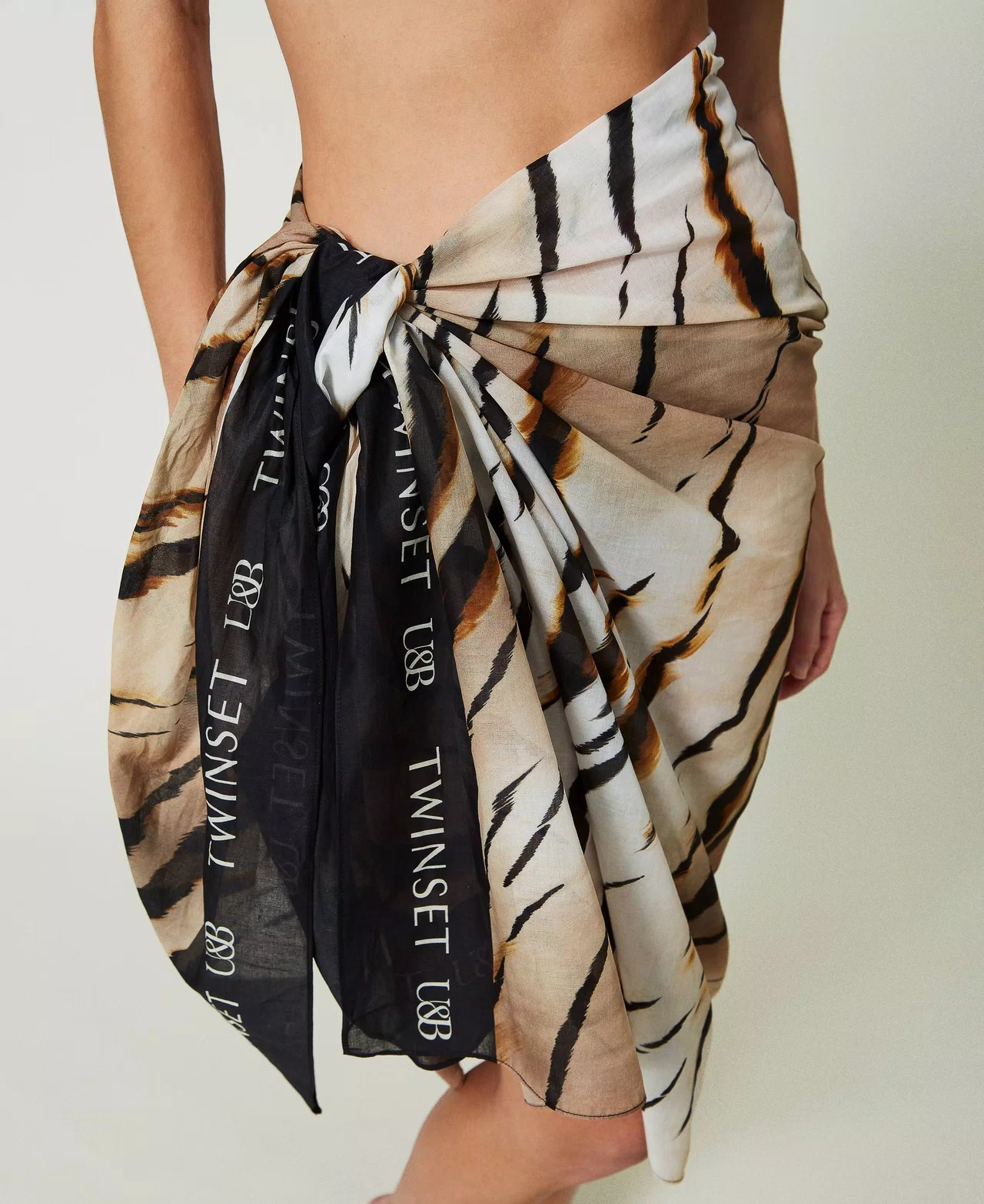 Twinset pareo con estampado integral