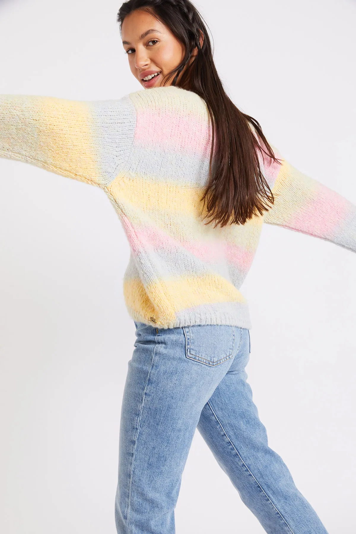 Vahe Utopia yellow sweater