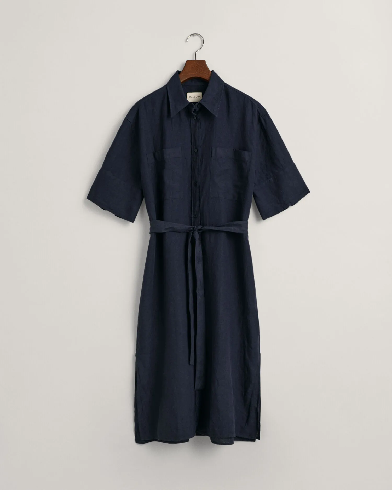 Vestido camisero de manga corta de lino