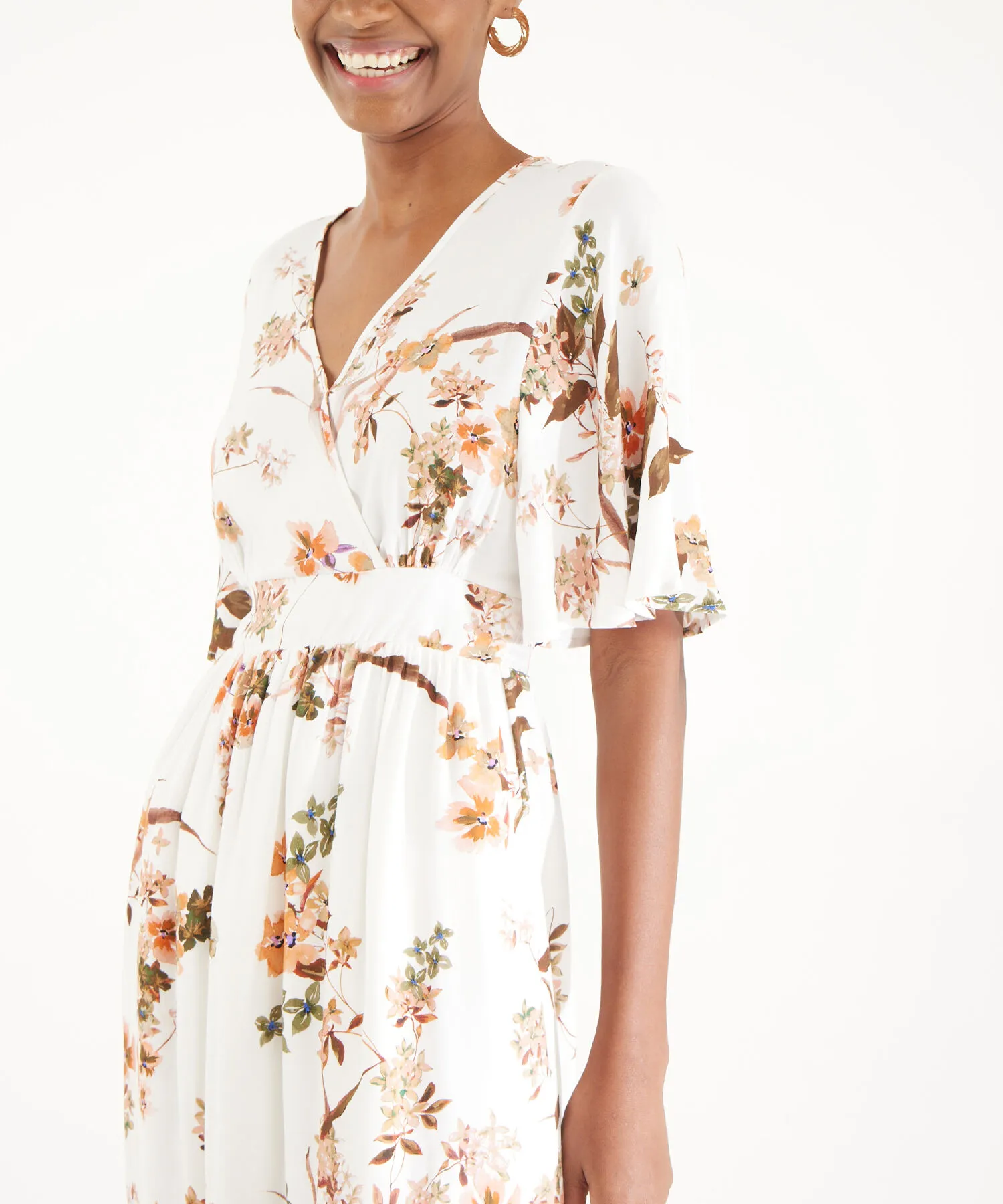 VESTIDO ESTAMPADO CUELLO CRUZADO ESTAMPADO FIT MISSY
