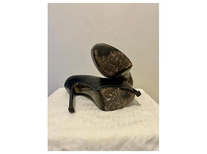 Yves Saint Laurent YSL TripToo  105 bombas en negro 