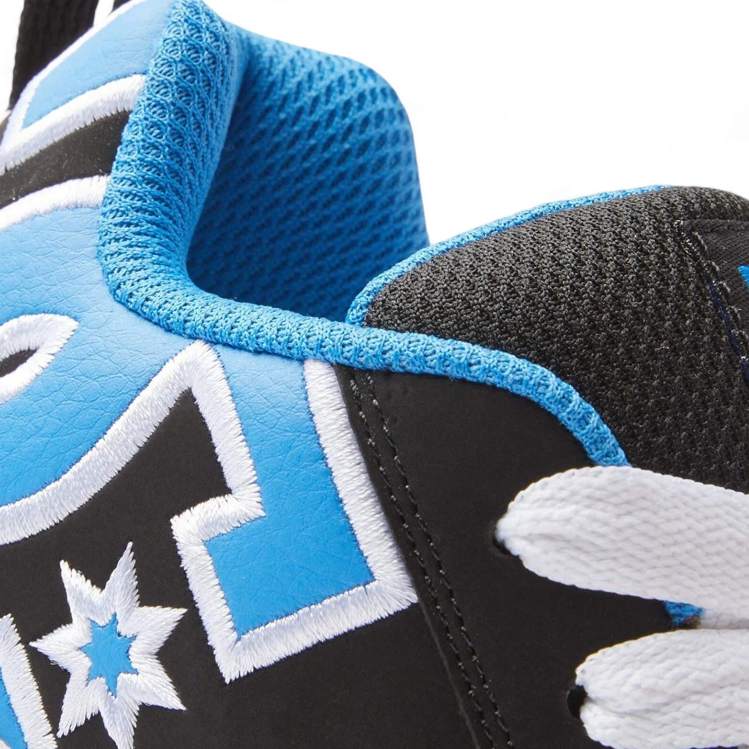 Zapatillas Dc Court Graffik Ss Negro Azul Blanco