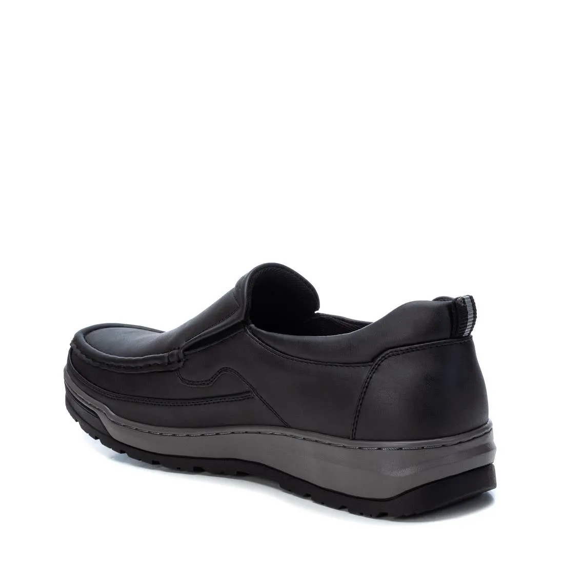 ZAPATO DE HOMBRE XTI BASIC 03433401
