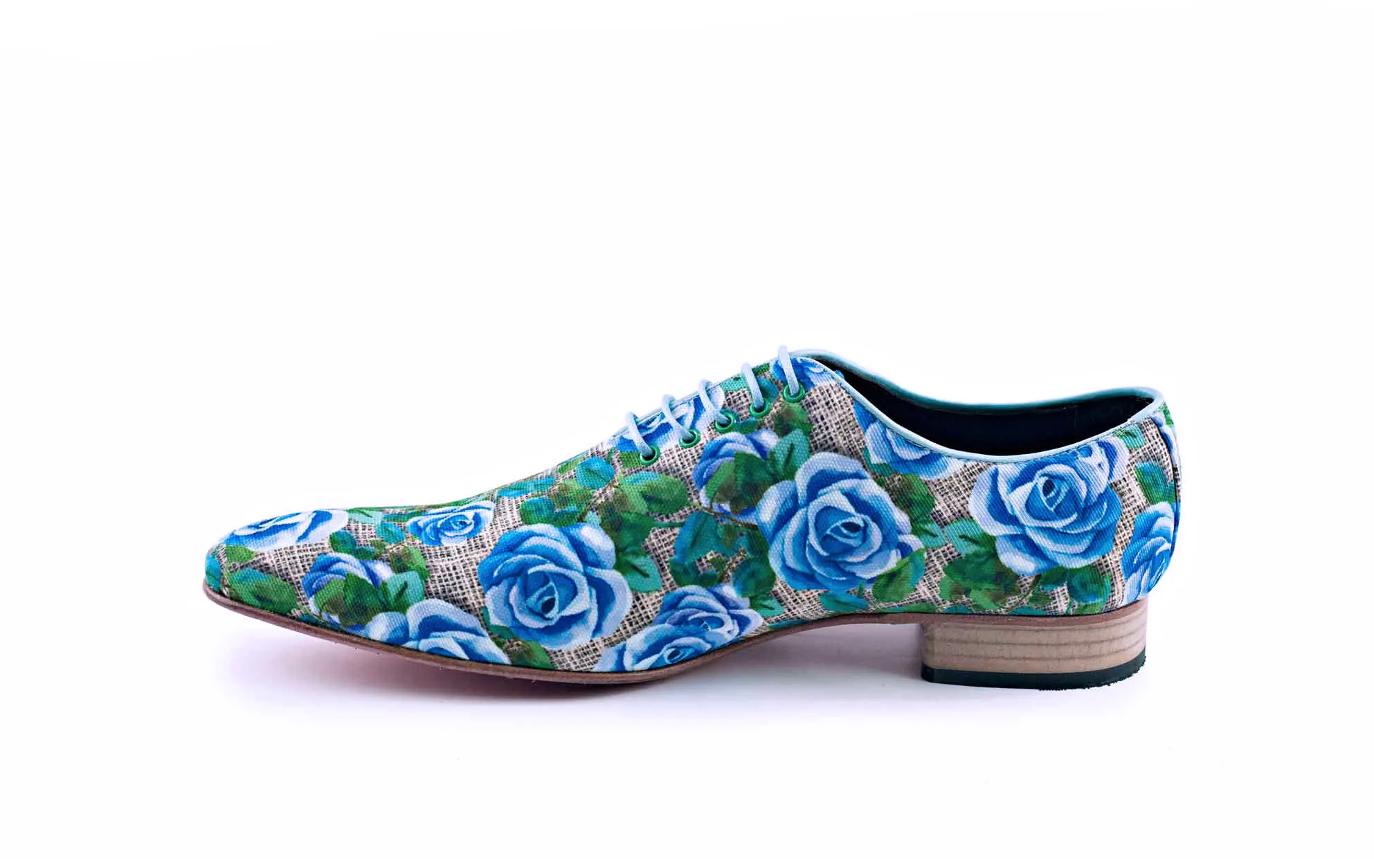 ZAPATO MODELO BLUE MOOM, FABRICADO EN FANTASíA M30 MARINO