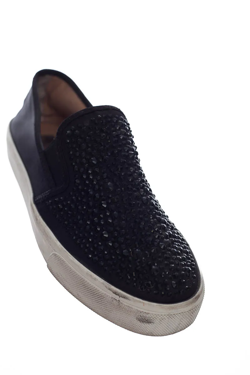 ZAPATOS COLOR NEGRO  INC INTERNATIONAL CONCEPTS