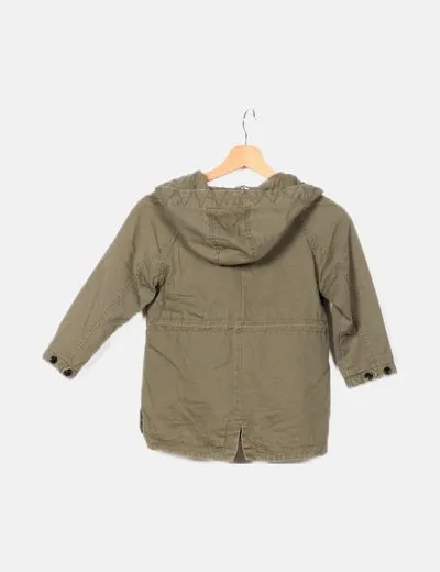 Zara Abrigo verde básico